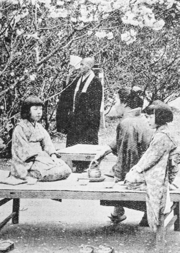 Japanese mother and daughters